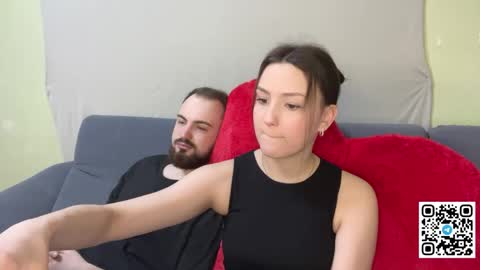 Max and Alina online show from April 14, 8:23 pm