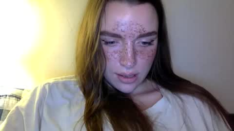 effy online show from February 7, 9:51 pm