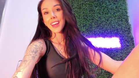 hotfallingdevil online show from November 23, 10:02 am