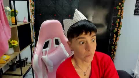 hannah online show from February 22, 6:28 am