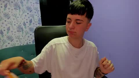 hannah online show from September 13, 4:26 am