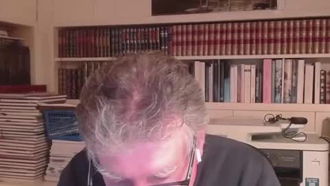 Snapshot of hotlux_54 chatting on December 1, 9:06 pm hotlux_54 online show from December 1, 9:06 pm