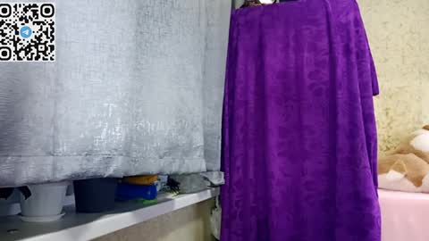 hotmamaqueen234 online show from April 6, 7:04 pm