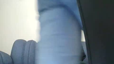 Mourning girl online show from April 20, 6:55 pm