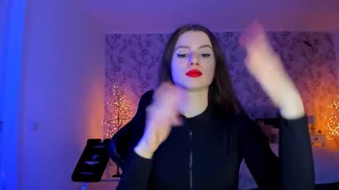 hotmolly_ online show from March 21, 8:35 pm