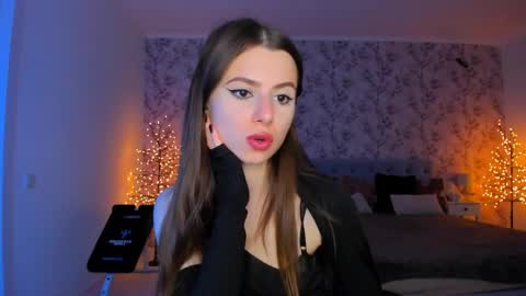 hotmolly_ online show from May 24, 7:09 pm