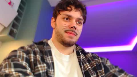 Snapshot of hotpolishsausage chatting on November 1, 12:55 am Jason online show from November 1, 12:55 am