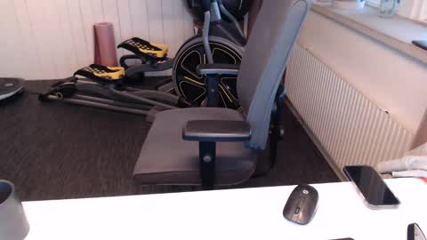 hotsimons6 online show from October 20, 5:56 am