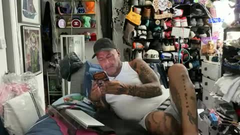 hotstuff775616 online show from March 20, 2:16 am