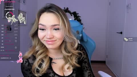 hello Im Eva online show from December 14, 11:18 am