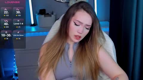 hello Im Eva online show from September 27, 4:38 pm