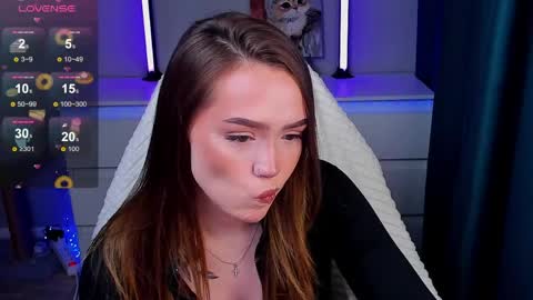 hello Im Eva online show from April 4, 8:21 am