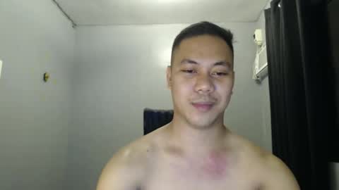 hottie_kyle69 online show from May 30, 7:23 pm
