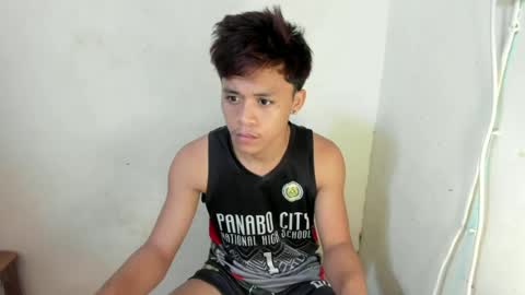 hottie_migs online show from June 26, 8:14 pm