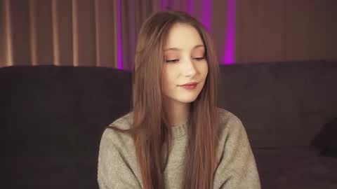 hottpeachh online show from November 16, 6:21 pm