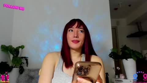 crishinahotty online show from February 20, 5:44 am