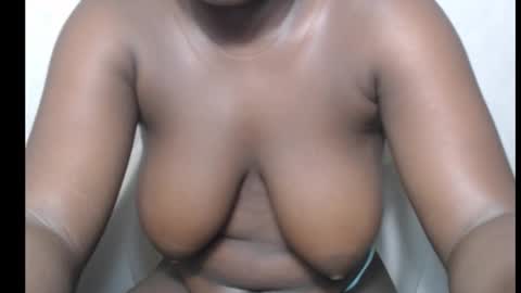 hottylissa1 online show from October 4, 7:22 pm