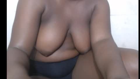 hottylissa1 online show from October 5, 7:32 pm