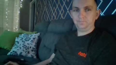 Snapshot of hotuk86 chatting on January 29, 10:11 pm hotuk86 online show from January 29, 10:11 pm