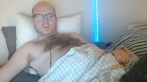 Snapshot of hoyboydkk chatting on October 8, 2:51 am Christian online show from October 8, 2:51 am