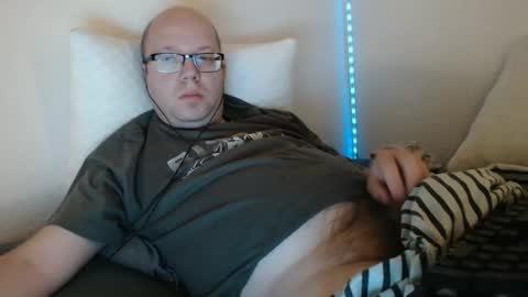 Snapshot of hoyboydkk chatting on October 5, 12:35 pm Christian online show from October 5, 12:35 pm