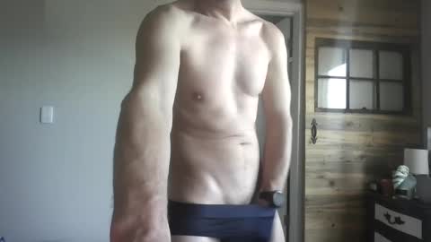 Snapshot of hubbwc chatting on February 25, 8:00 pm hubbwc online show from February 25, 8:00 pm