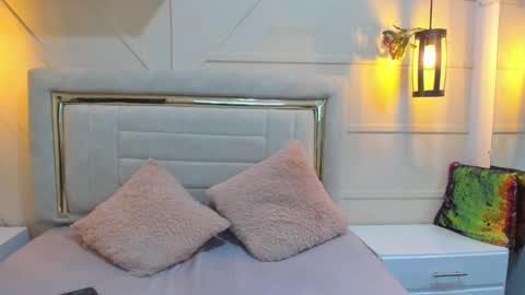 Snapshot of huddah_cam chatting on February 20, 11:31 am huddah online show from February 20, 11:31 am