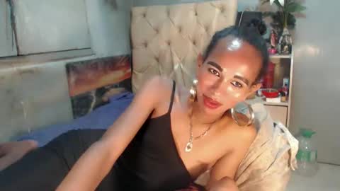 hugecock_caramel online show from May 15, 5:42 pm