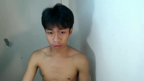 Snapshot of hugecockwayoy chatting on September 22, 1:48 pm hugecockwayoy online show from September 22, 1:48 pm