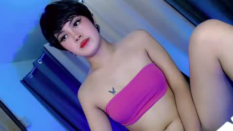 Yhanie online show from June 28, 3:35 am