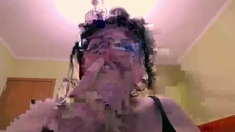 HugeTitsXXX online show from December 12, 7:04 pm