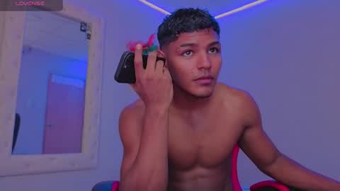 Hugo Cano online show from April 10, 5:17 pm