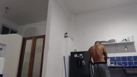 Colombian Milkman online show from January 15, 5:49 am