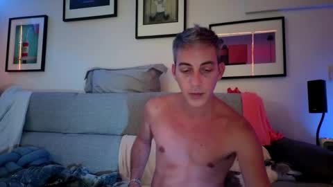 Snapshot of hugolandcam chatting on September 23, 9:32 pm Hugo online show from September 23, 9:32 pm