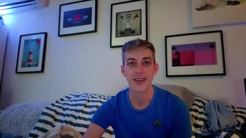 Snapshot of hugolandcam chatting on February 5, 9:07 pm Hugo online show from February 5, 9:07 pm