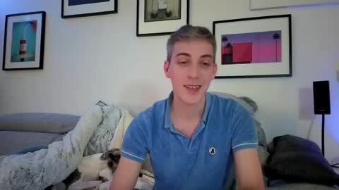 Snapshot of hugolandcam chatting on March 11, 9:04 pm Hugo online show from March 11, 9:04 pm