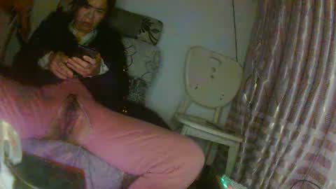 hujiajia520321431 online show from February 18, 10:42 pm