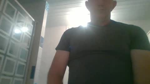 Snapshot of hung69foryou chatting on December 3, 1:25 am hung69foryou online show from December 3, 1:25 am