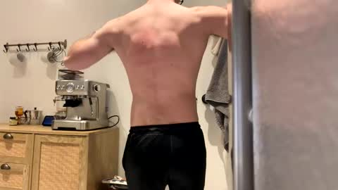 hung_college01 online show from January 16, 9:57 pm