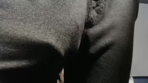 Big uncut cock dripping online show from October 15, 9:04 pm