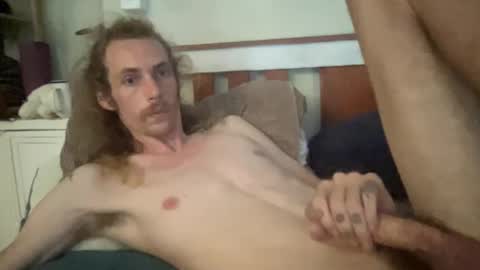 Snapshot of hung_jack chatting on February 26, 3:57 am strawberry jack online show from February 26, 3:57 am