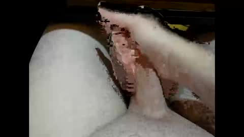 hung_mac0 online show from February 5, 3:48 pm