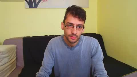 Snapshot of hungeddy chatting on October 9, 12:21 pm Eddy online show from October 9, 12:21 pm