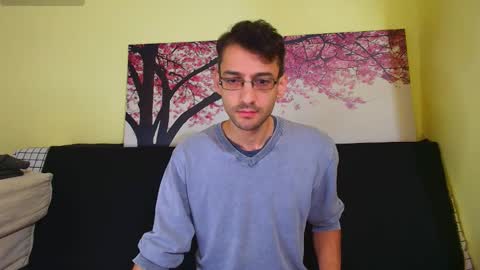 Snapshot of hungeddy chatting on October 11, 5:05 pm Eddy online show from October 11, 5:05 pm