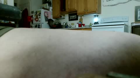 hunglikeahorse063790 online show from May 4, 2:51 am