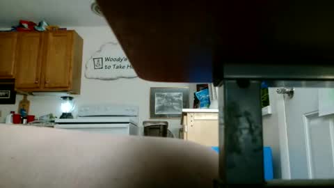 hunglikeahorse063790 online show from May 3, 2:39 am