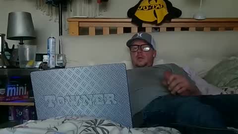 HuingsingleDad79 online show from March 23, 8:36 pm