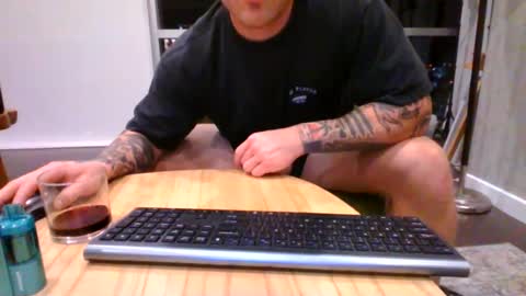 hungttt online show from August 7, 2:43 am
