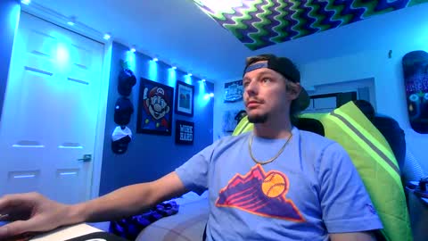 hungtxcock92 online show from September 21, 12:20 pm