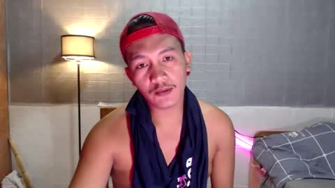 hunkylloyd online show from February 5, 2:48 am